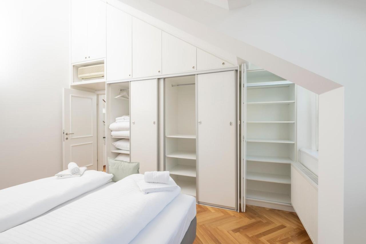 Apartamento Penthouse Staatsoper Viena Exterior foto