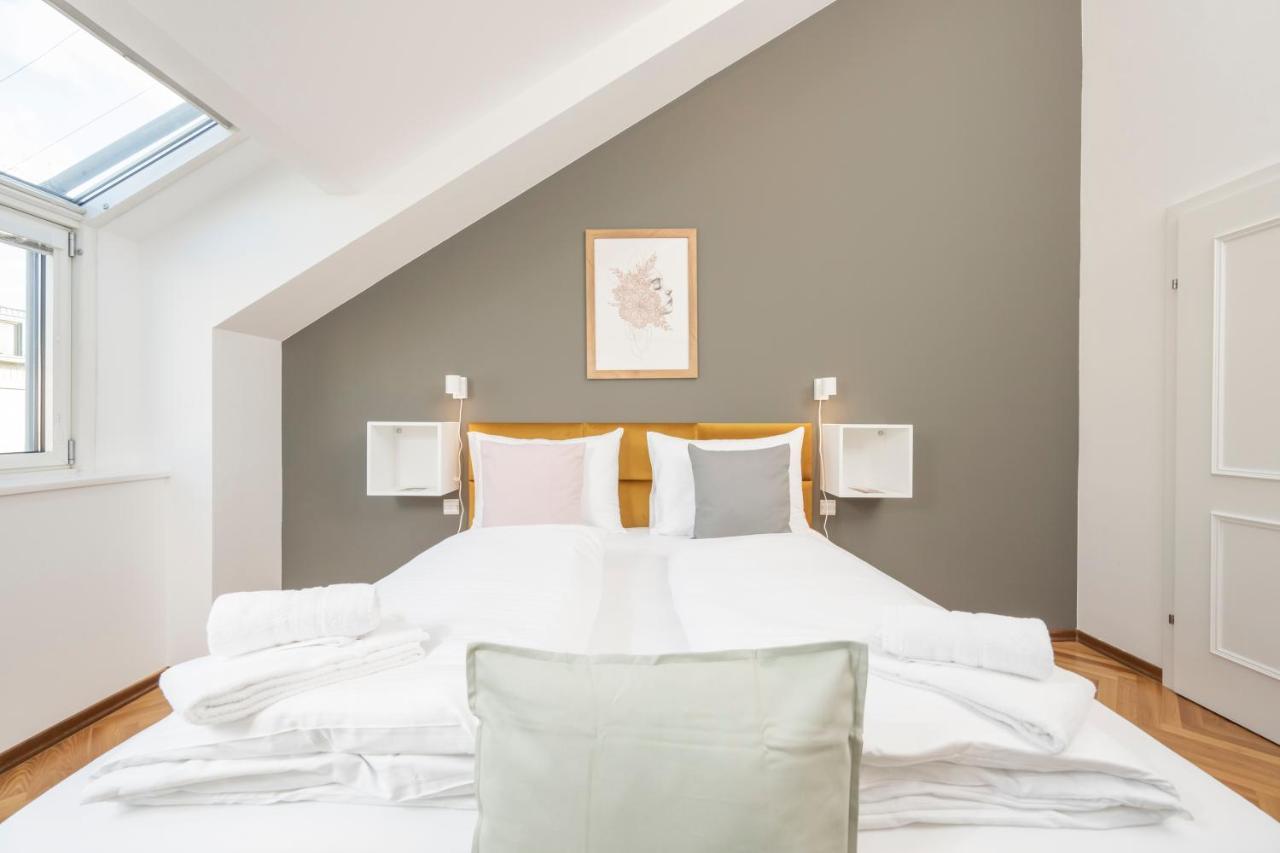 Apartamento Penthouse Staatsoper Viena Exterior foto